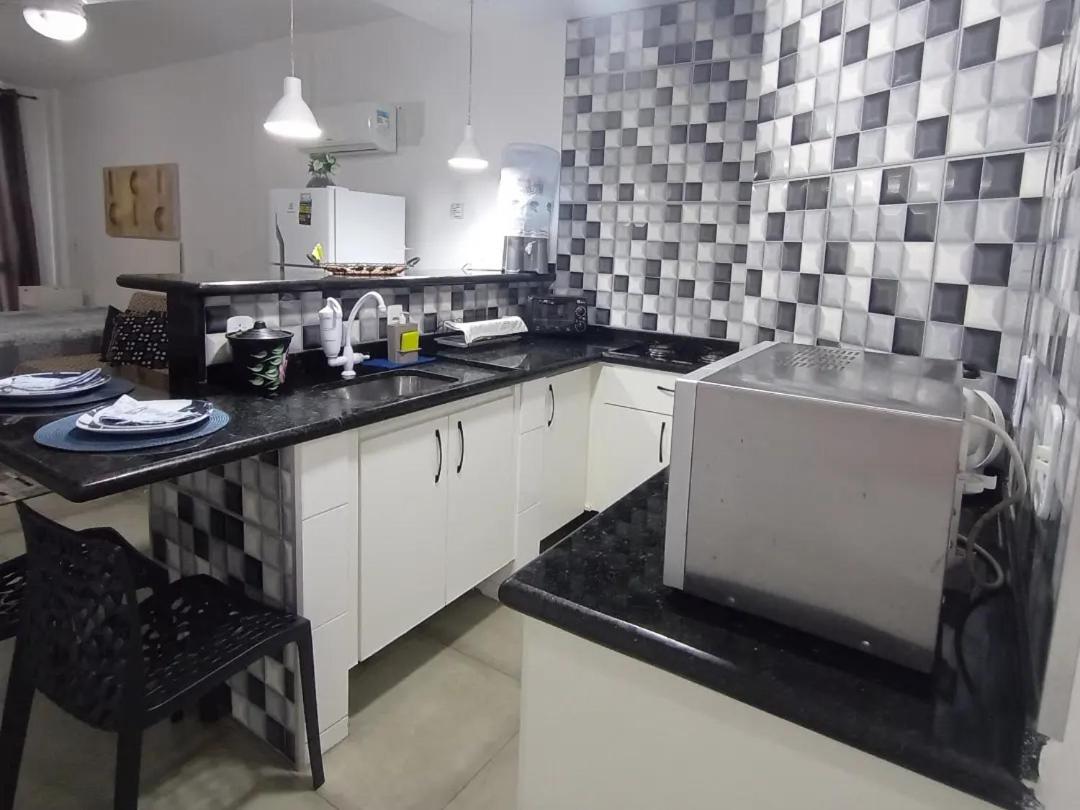 Loft Prainha 323 公寓